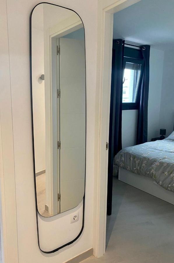 Apto Moderno, a minutos de la playa y del centro Tarifa Exterior foto